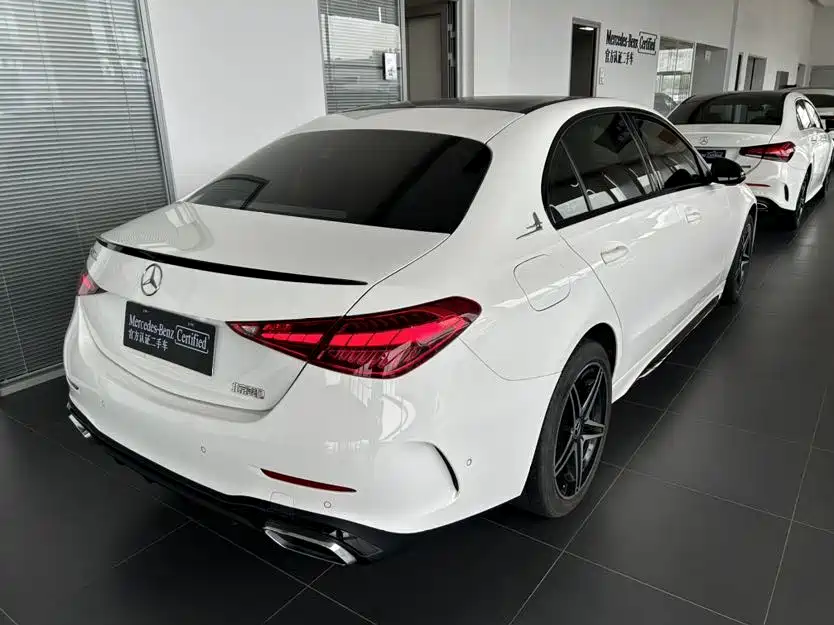Mercedes-Benz C-Class 2023 C 260 L Night Edition Sport фото 9