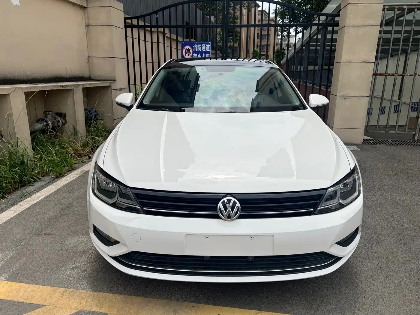 Volkswagen Lamando 2015 280TSI DSG Comfort фото 2