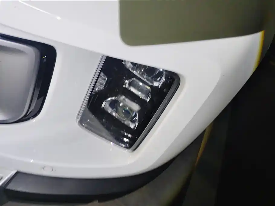 GEELY AUTOMOBILE GEELY ICON