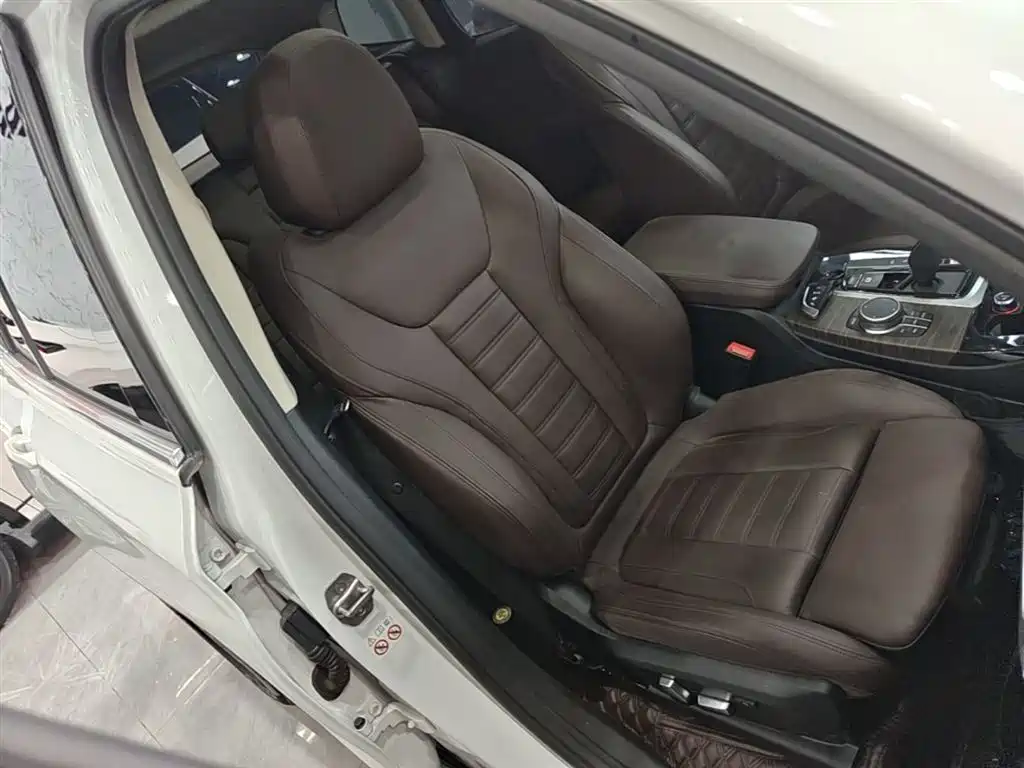 BMW X3 2018 xDrive28i Luxury Package China VI фото 25