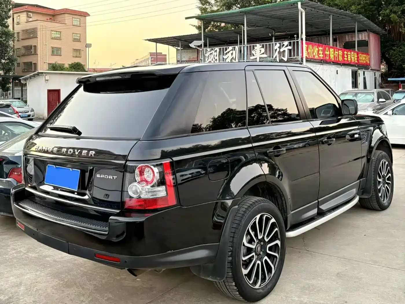 Land Rover Range Rover Sport 2011 5.0 NA V8 HSE фото 5
