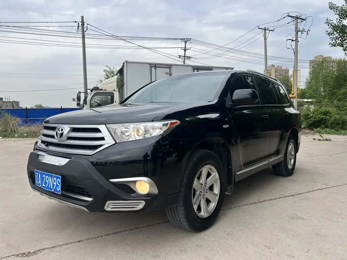 Toyota Highlander 2013 2.7L 2WD 5-seater Purple Gold Edition