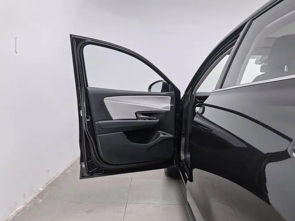 Jetta VS8 2026 2025 Base