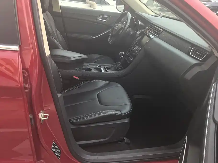 Jiangling Yusheng S330 2017 2016 1.5L GTDi Automatic 2WD Flagship Edition