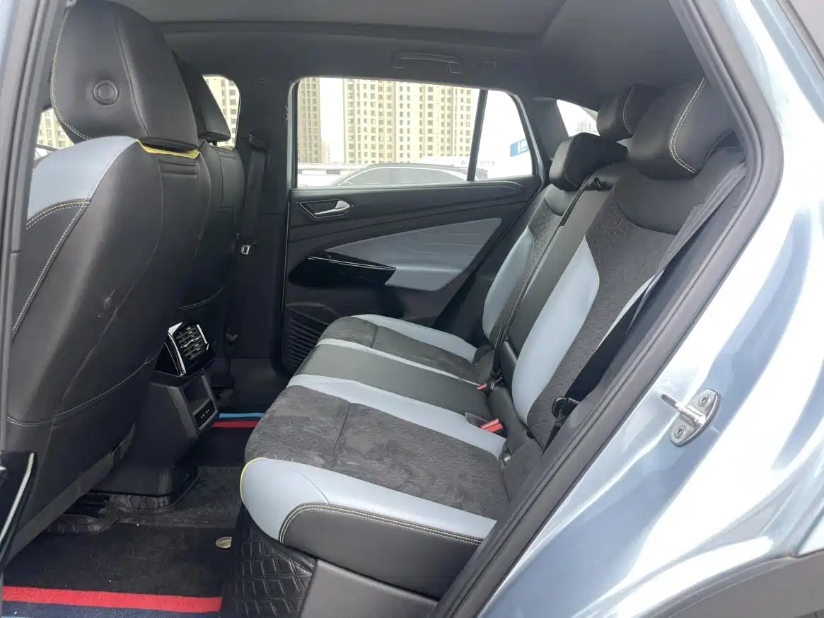 Volkswagen ID.4 X 2021 Pro Ultimate Long Range Edition фото 5