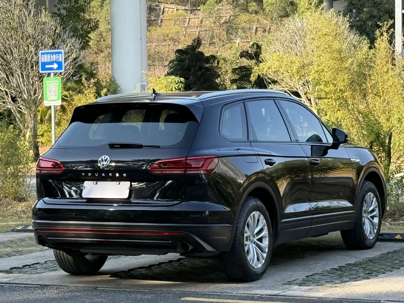 Фото 20 - Volkswagen Touareg