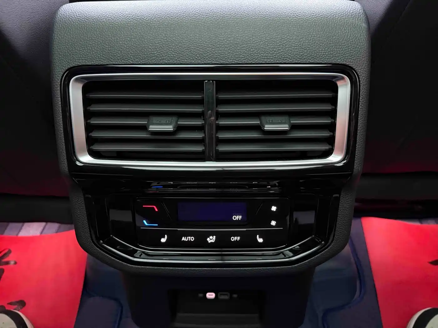 Volkswagen Teramont 2024 Teramont X 380TSI 4WD Premium Luxury Edition фото 20