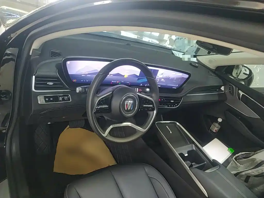 Buick LaCrosse 2024 2023 Facelift 25T Overland Edition