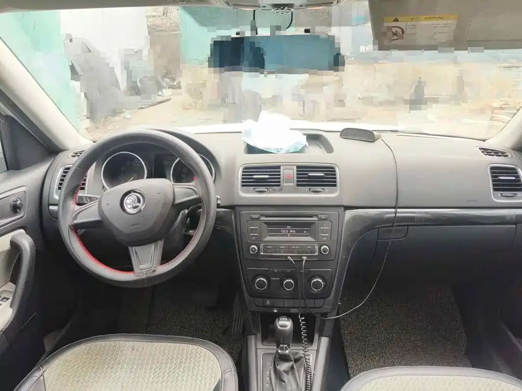 Škoda Yeti 2016 2016 1.4TSI DSG Forward Edition