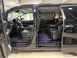 Фото 12 - Toyota Vellfire