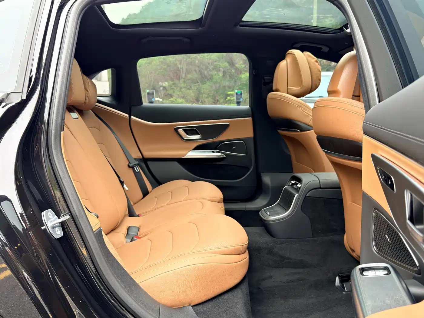 Mercedes-Benz E-Class 2024 E 300 L Fashion Sport фото 9