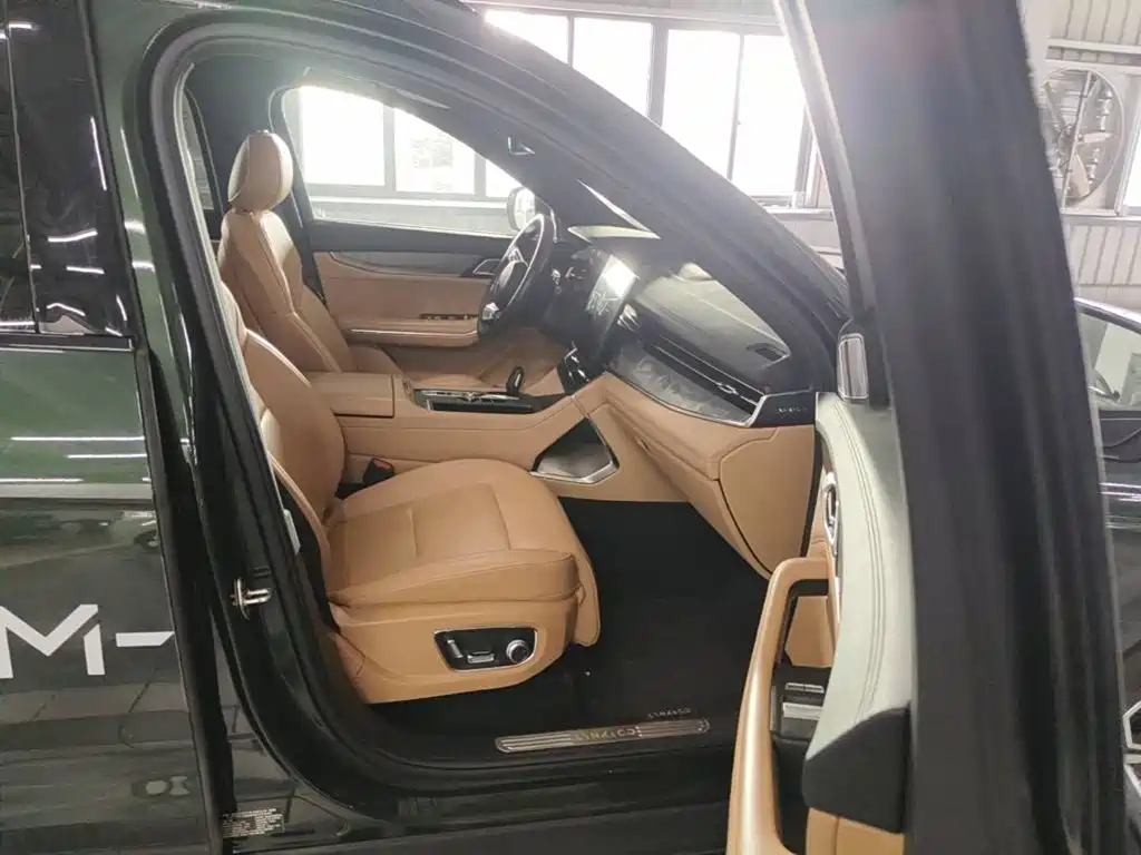 Lynk & Co 09 EM-P 2024 2024 2.0TD EM-P AWD ULTRA 6-Seater
