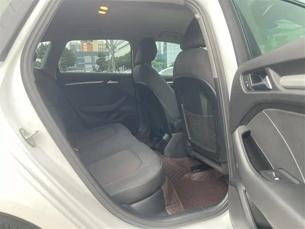 Audi A3 2019 Sportback 35 TFSI Progressive China VI фото 10