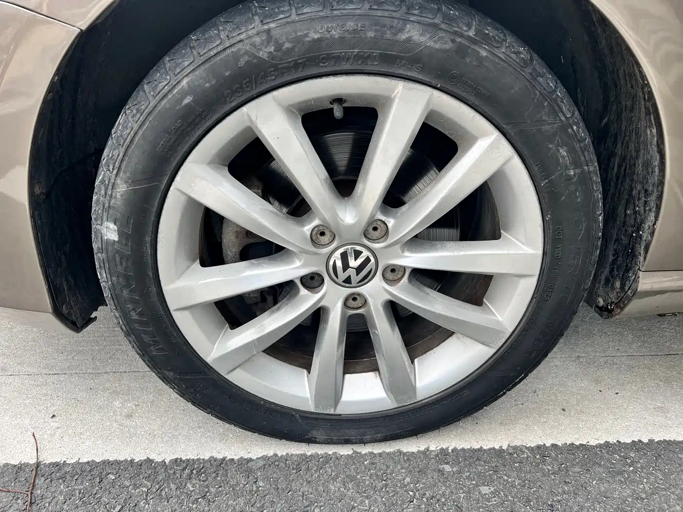 Volkswagen Magotan 2013 1.8TSI Premium фото 25
