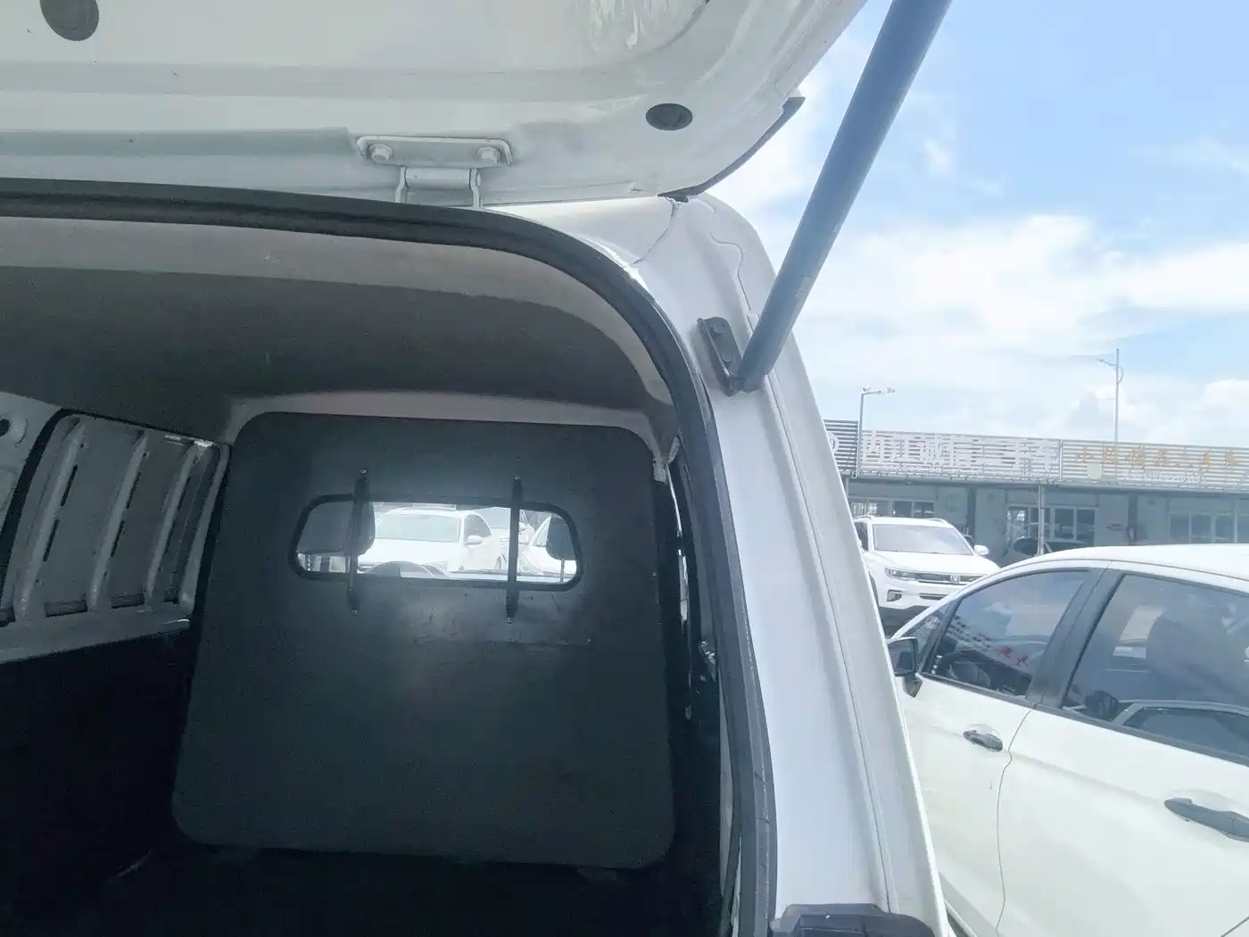 Wuling Motors Wuling Hongguang PLUS 2020 2019 1.5T Manual Wealth 2-seater