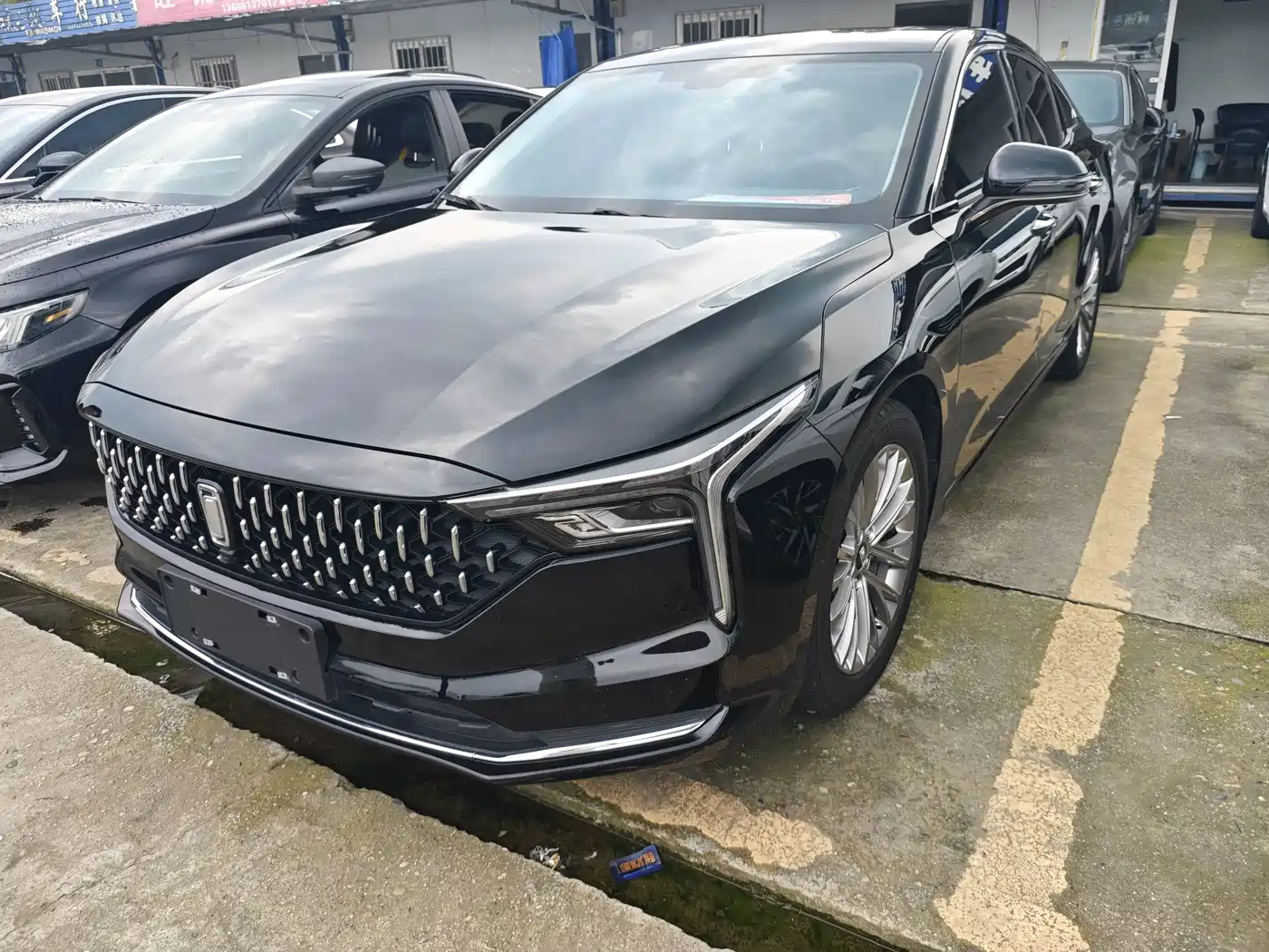 Photo 1 - Besturn B70