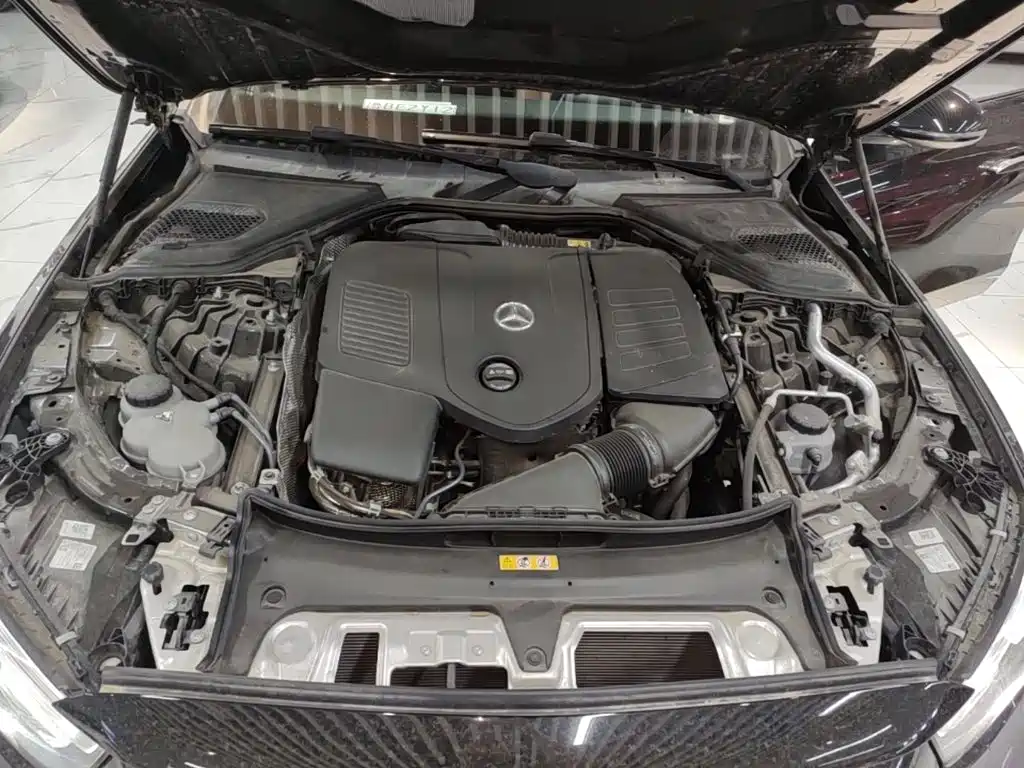 Фото 20 - Mercedes-Benz E-Class (Import)