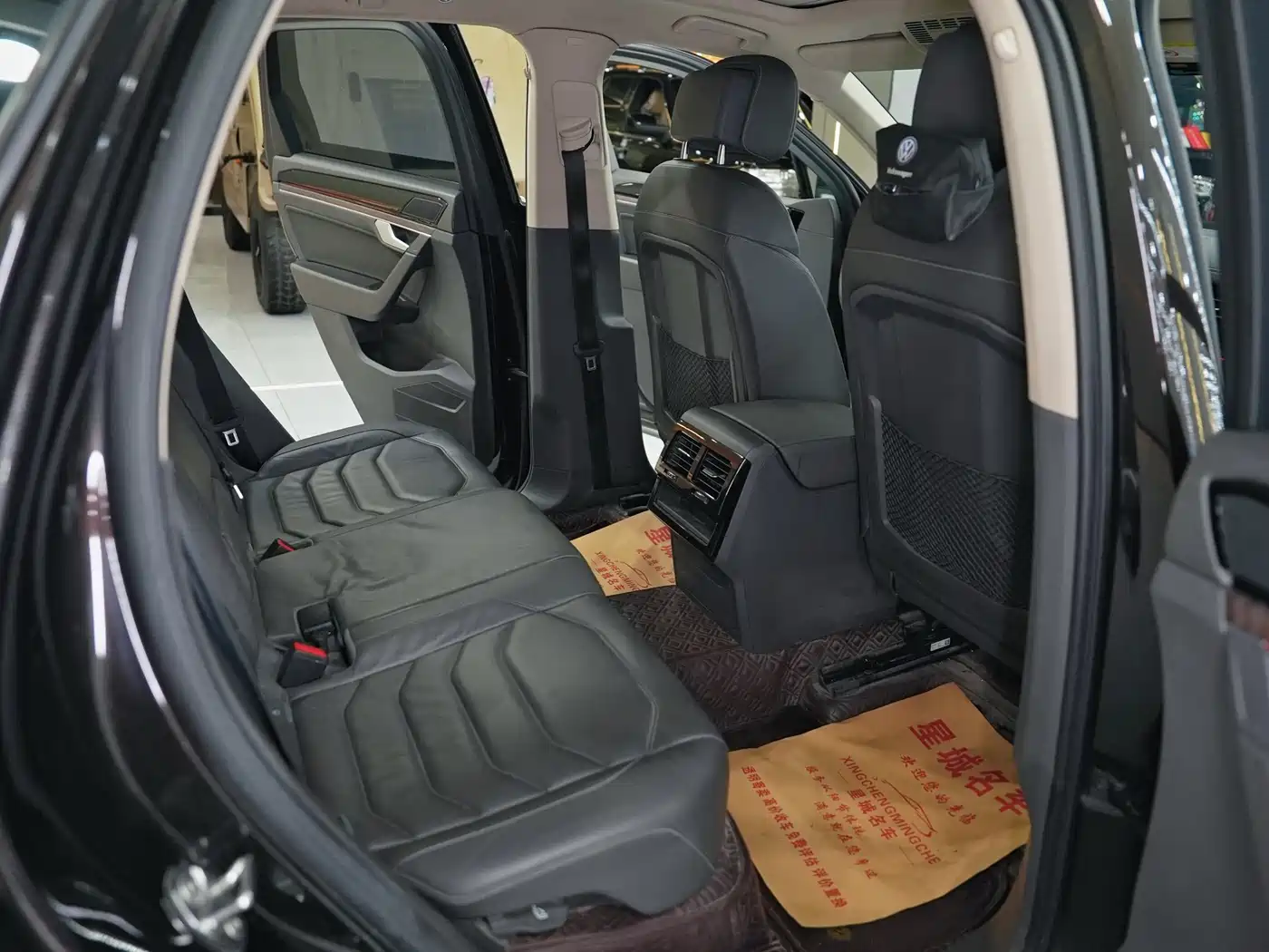 Volkswagen Touareg 2019 3.0TSI Sharp Edge Edition China VI фото 12