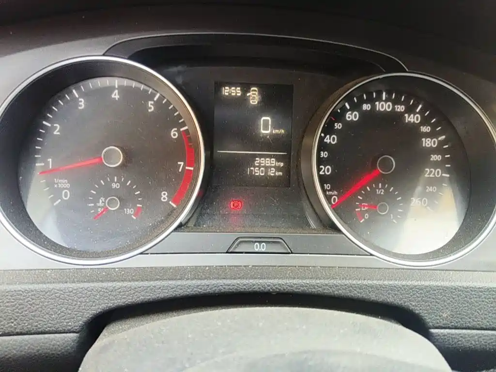 صورة 15 - Volkswagen Golf