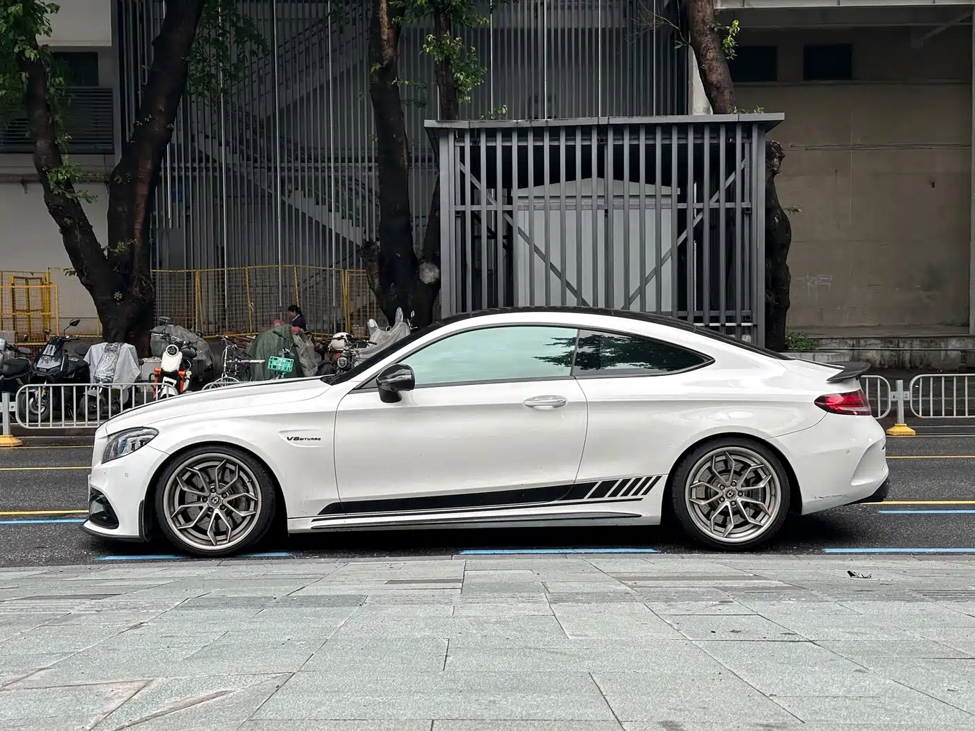 Mercedes-Benz C-Class AMG 2019 AMG C 63 Coupe фото 3