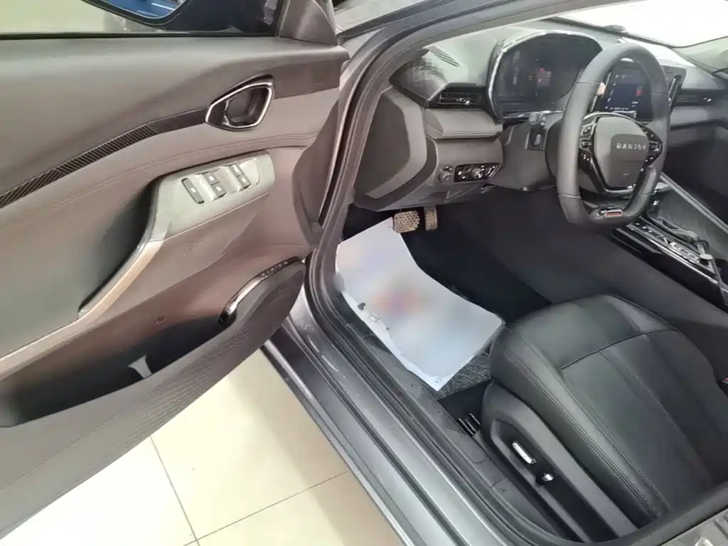 Baojun Valli 2021 2021 1.5T Nagqu Starry Sky CVT Flagship Model