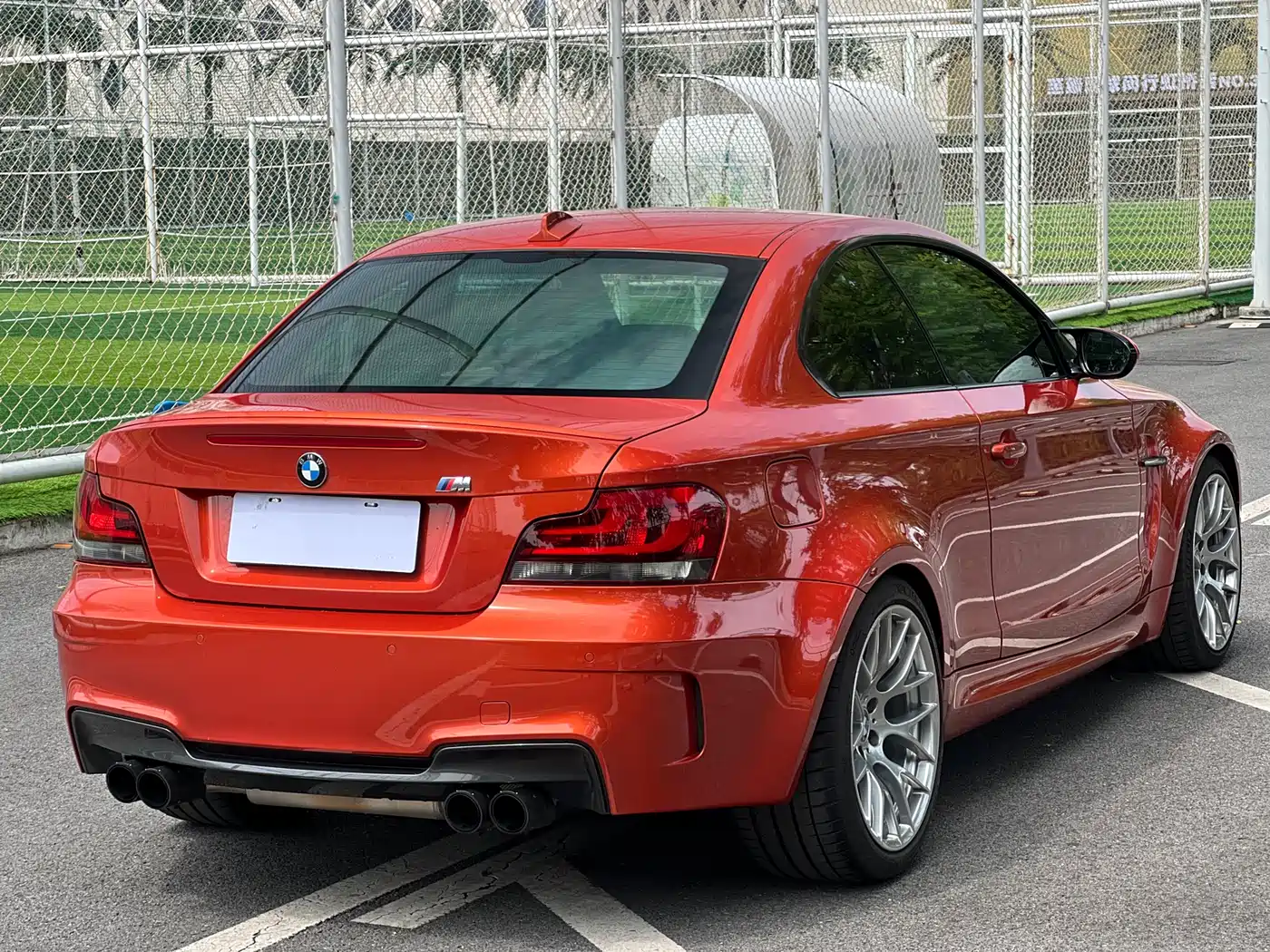BMW 1 Series M 2011 1M Coupe фото 6