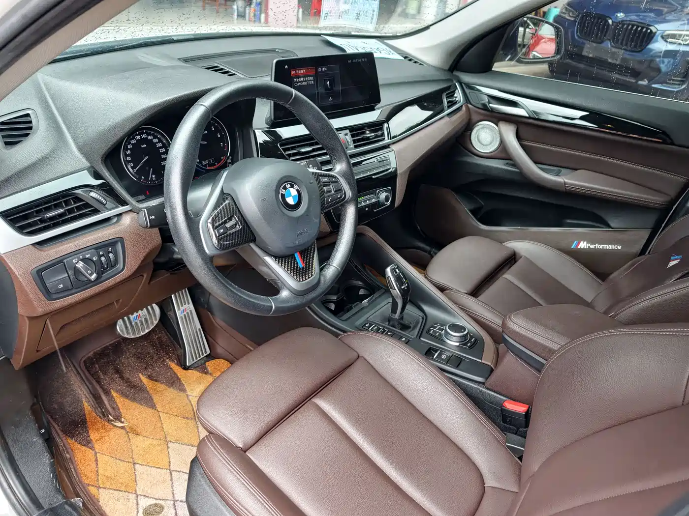 BMW X1 2021 sDrive20Li Fashion фото 3