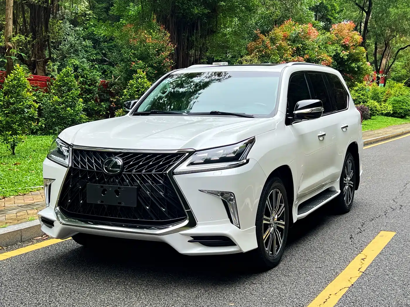 Lexus LX 2019 — пригон из Китая