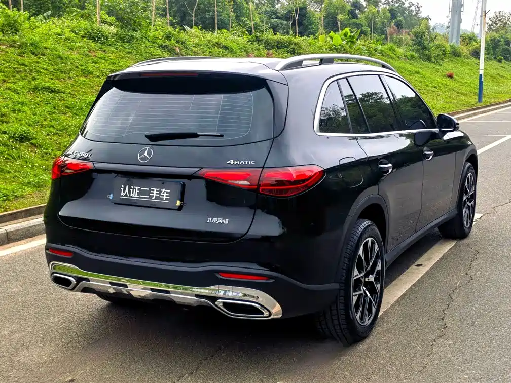 MERCEDES-BENZ GLC