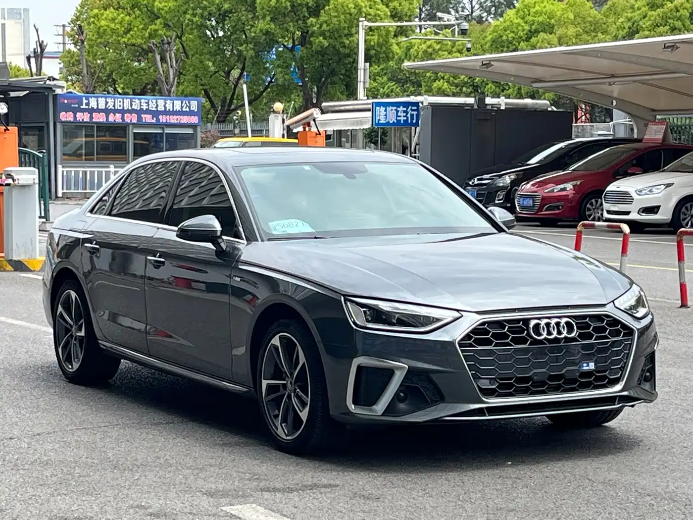 Audi A4L 2020 40 TFSI Fashion Dynamic Edition фото 17
