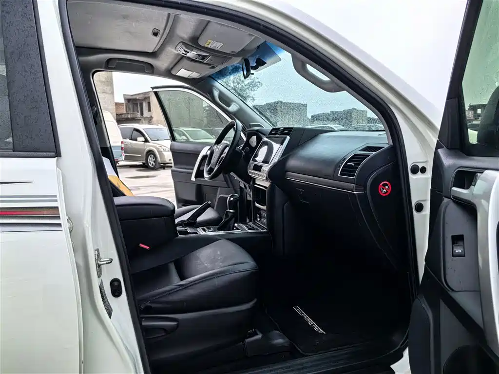 Toyota Prado 2018 3.5L Auto TX фото 5