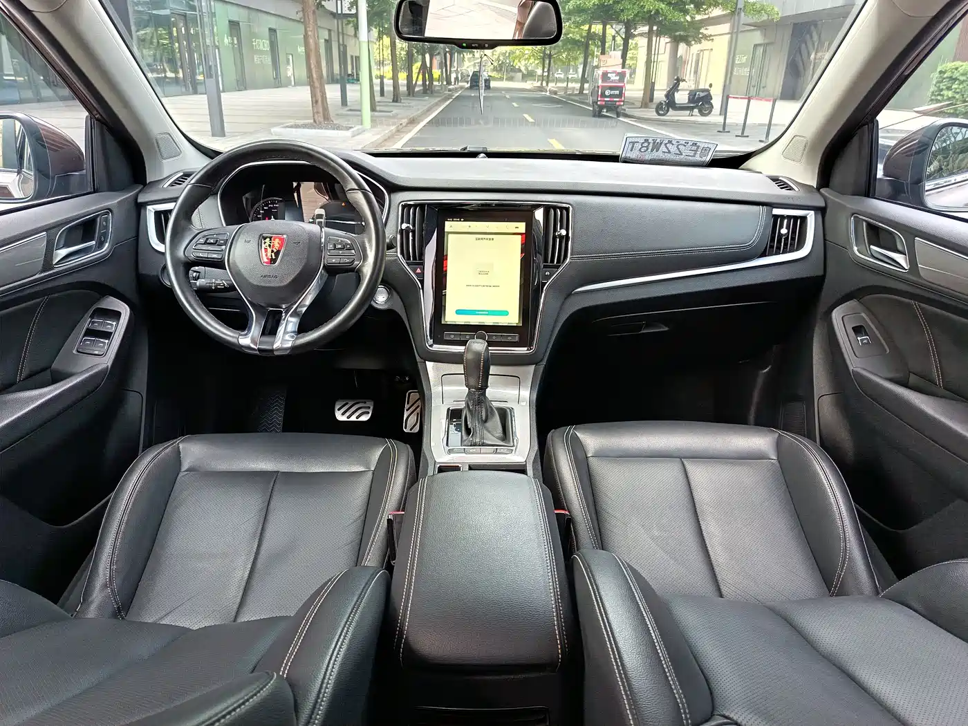 Roewe RX5 2016 2016 30T 2WD Automatic Internet Smart Edition