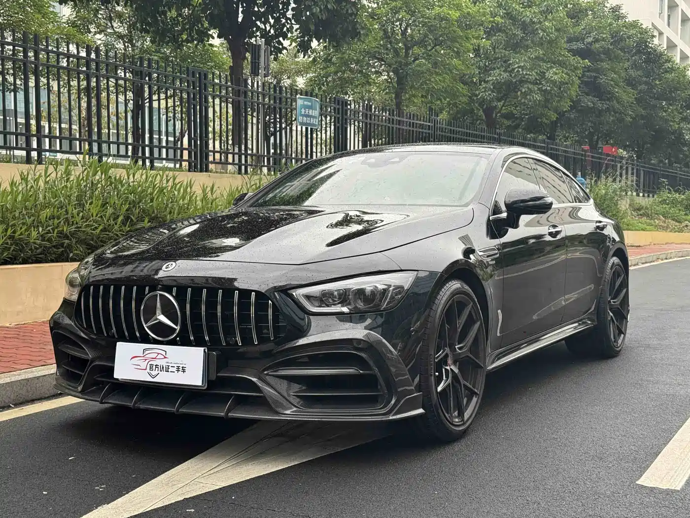 MERCEDES-BENZ AMG GT