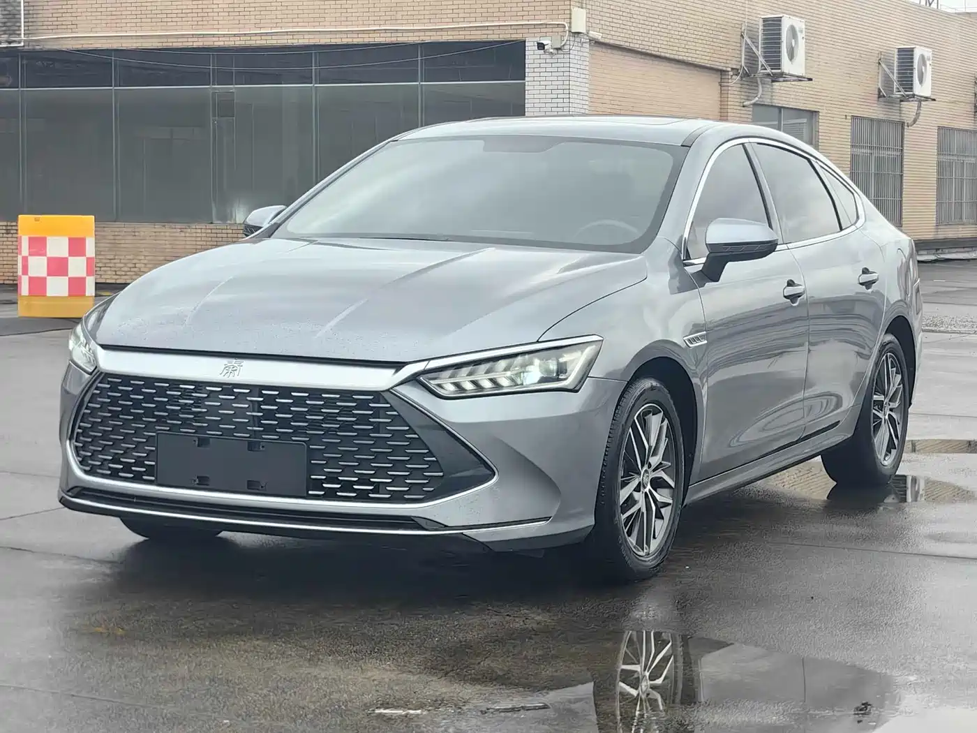 BYD Qin PLUS 2021 DM-i 55KM Flagship
