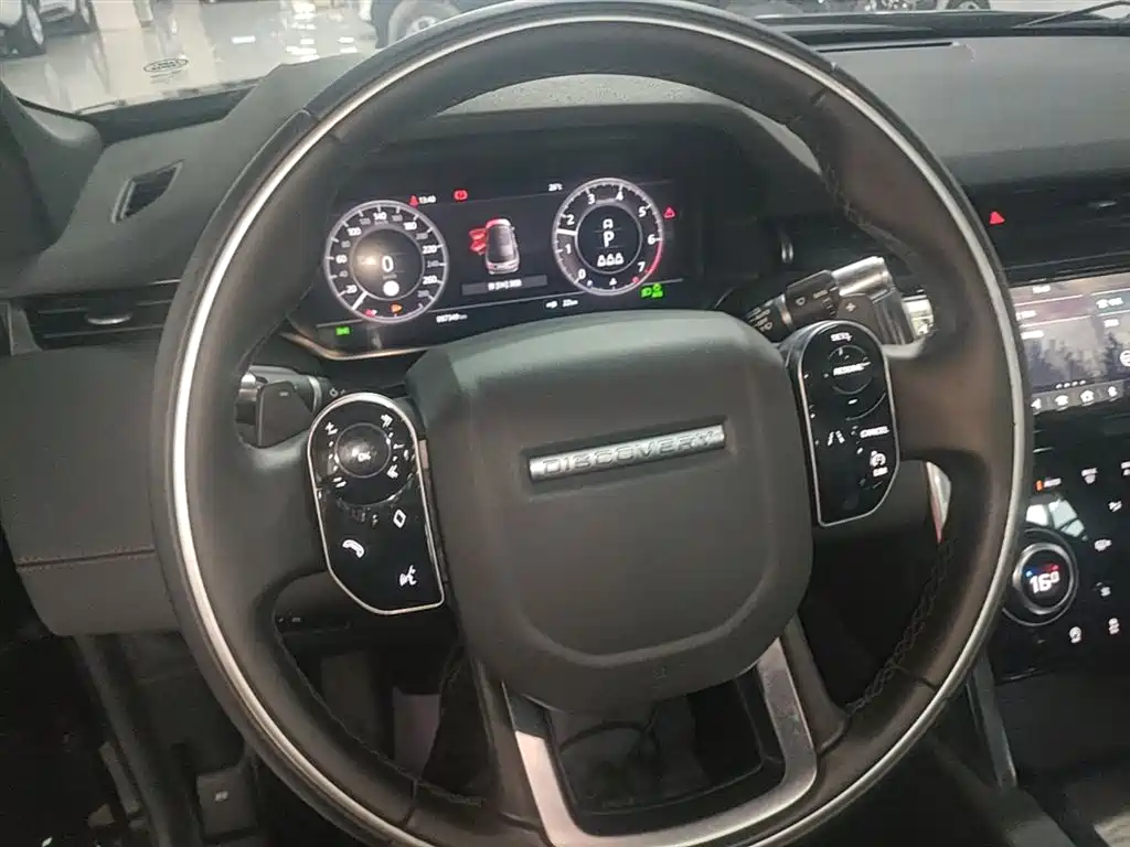 Land Rover Discovery Sport 2020 249PS R-Dynamic Performance фото 11