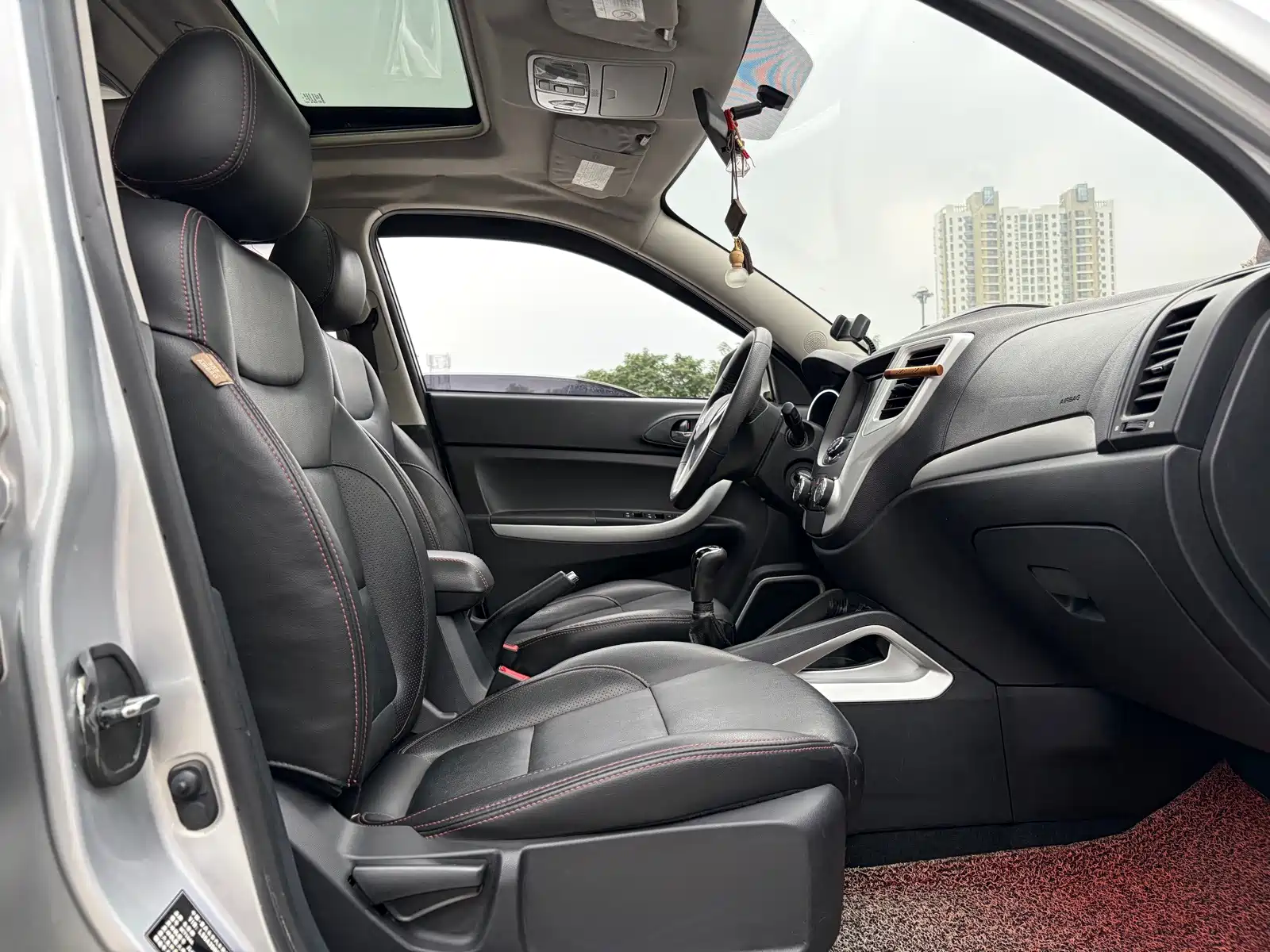 Фото 13 - Changan CS35