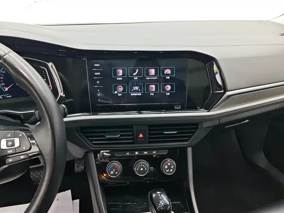 Volkswagen Sagitar 2022 280TSI DSG Soaring Edition фото 13