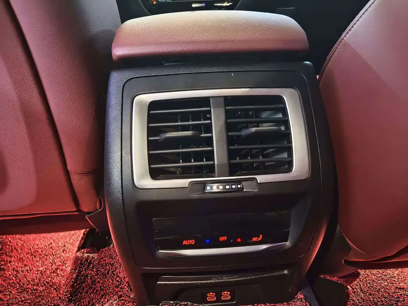BMW iX3 2024 2023 Pioneer Type