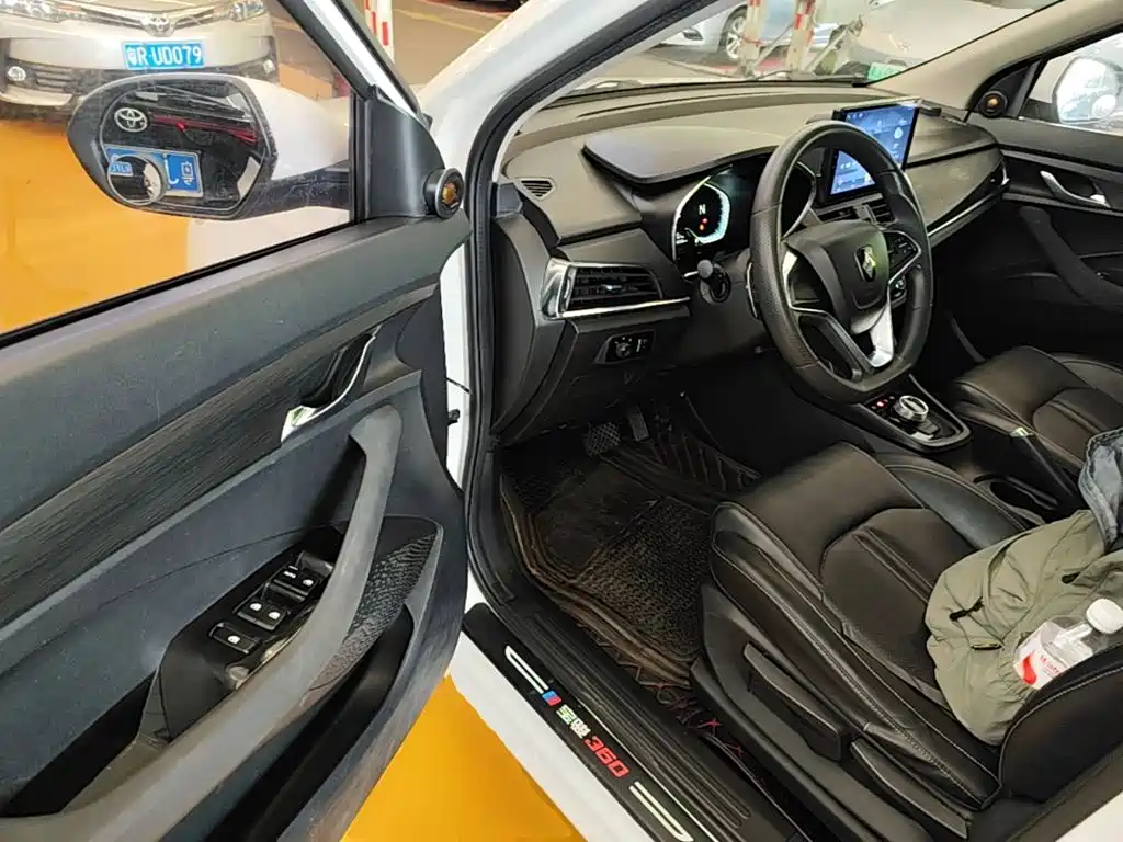 Baojun 360 2018 2019 1.5L Automatic Elite China VI