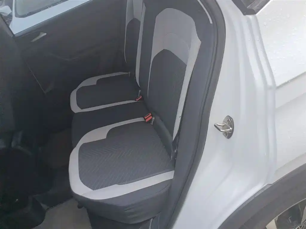 Volkswagen Tharu 2025 Model Rising Star 1.5L Advance Edition фото 13