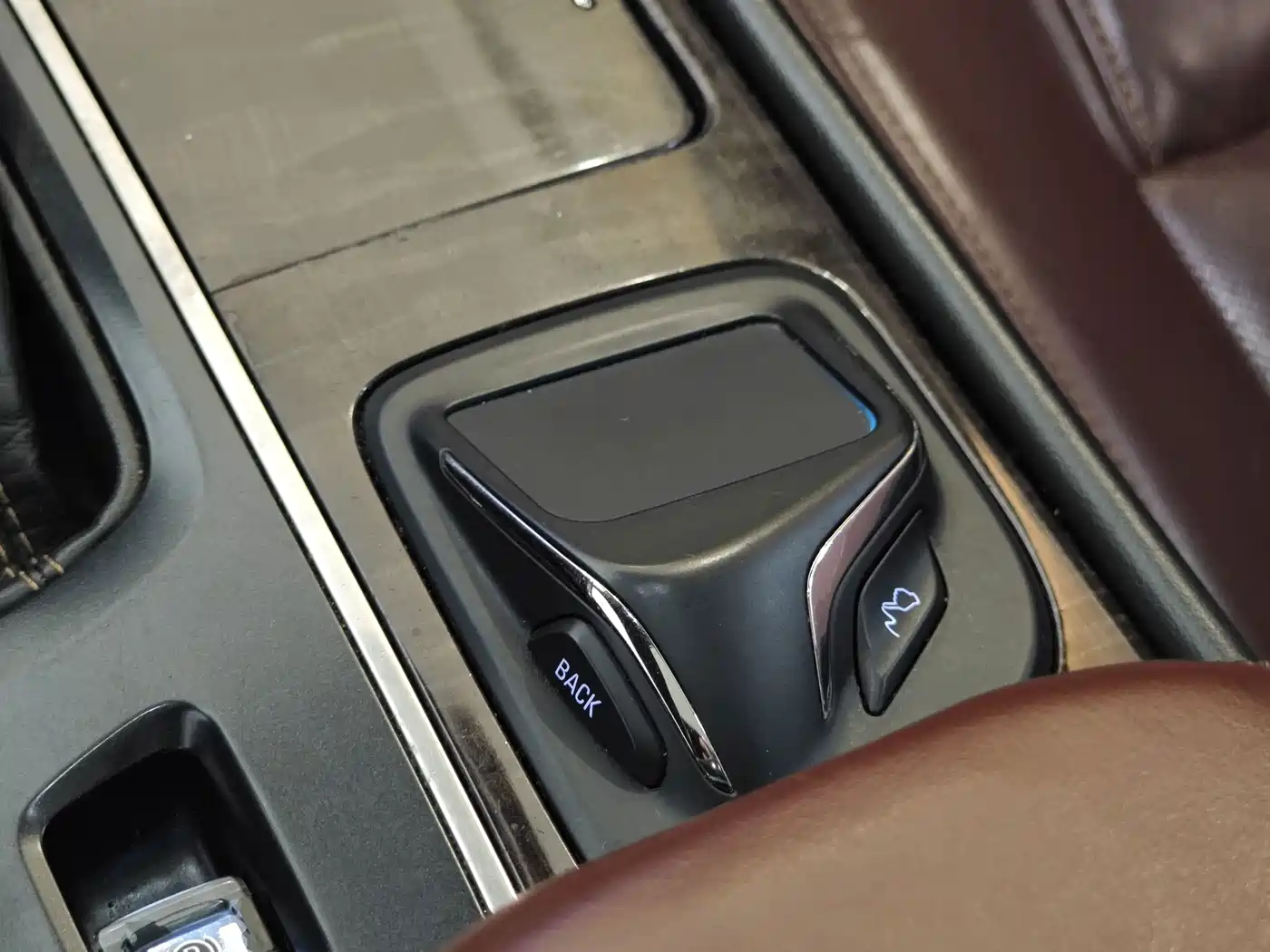 Фото 18 - Buick LaCrosse