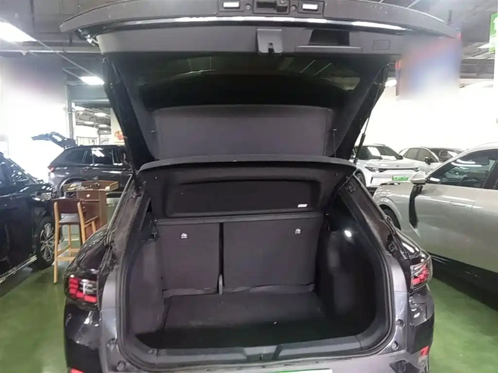 Volkswagen ID.4 CROZZ 2022 Standard Range PURE Edition фото 19