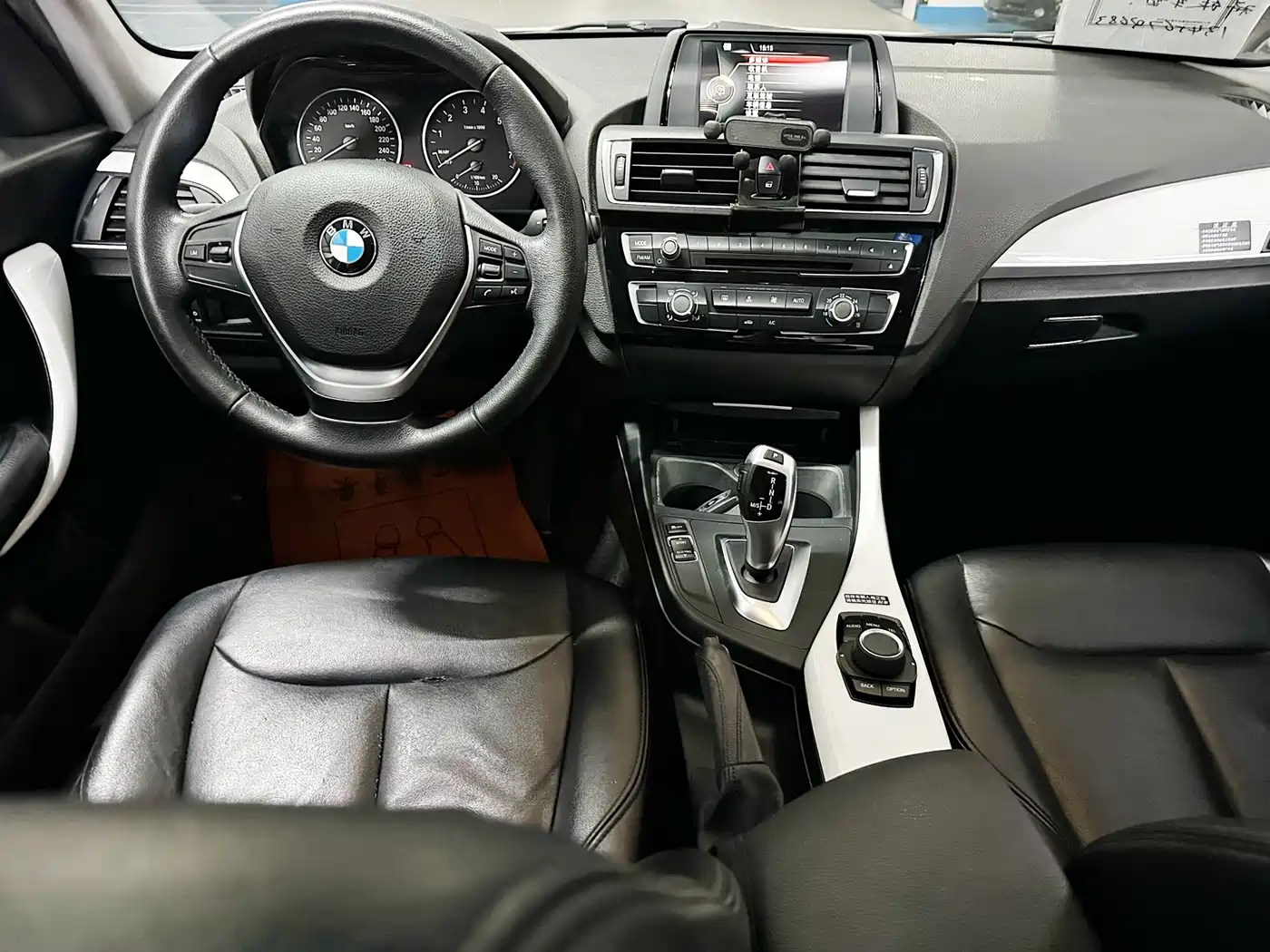 BMW 1 Series (Import) 2015 118i Urban Design Package фото 16