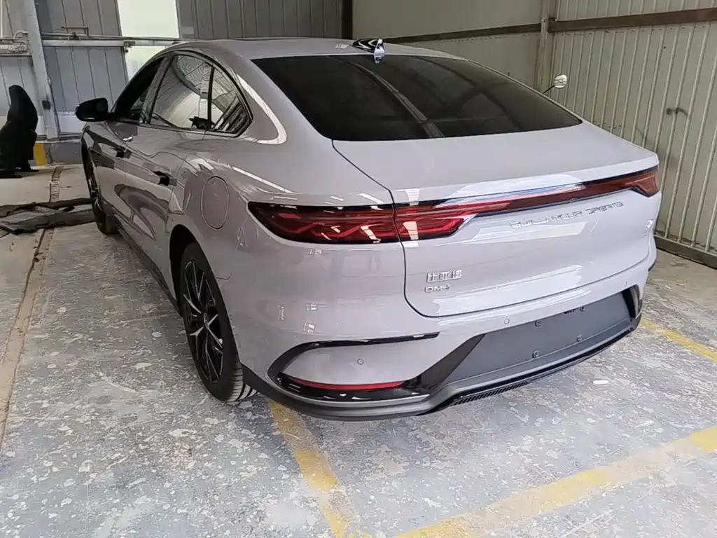 BYD Han 2026 2025 DM-i Smart Drive Edition 125KM Premium