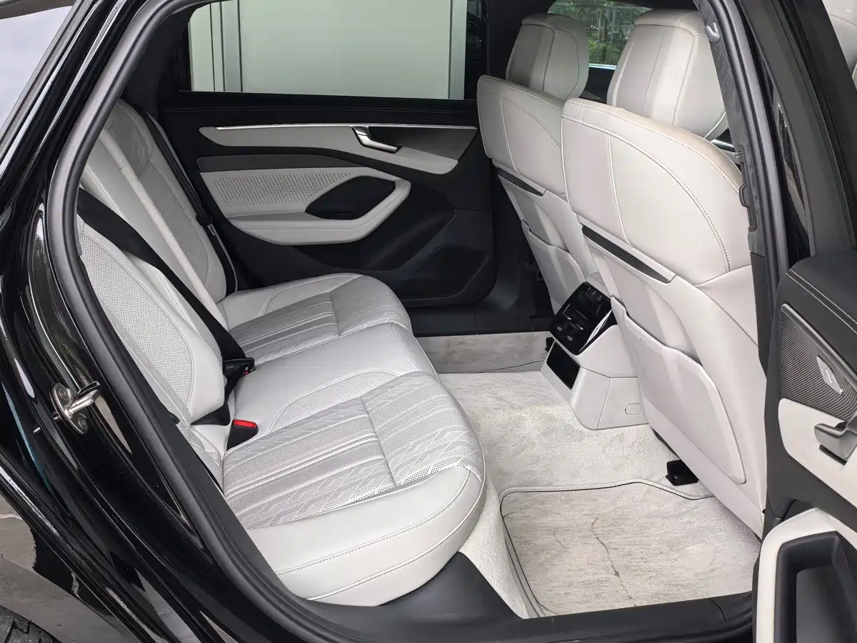 Audi A6L 2026 2026 Model 2.0T High Power Sport Edition