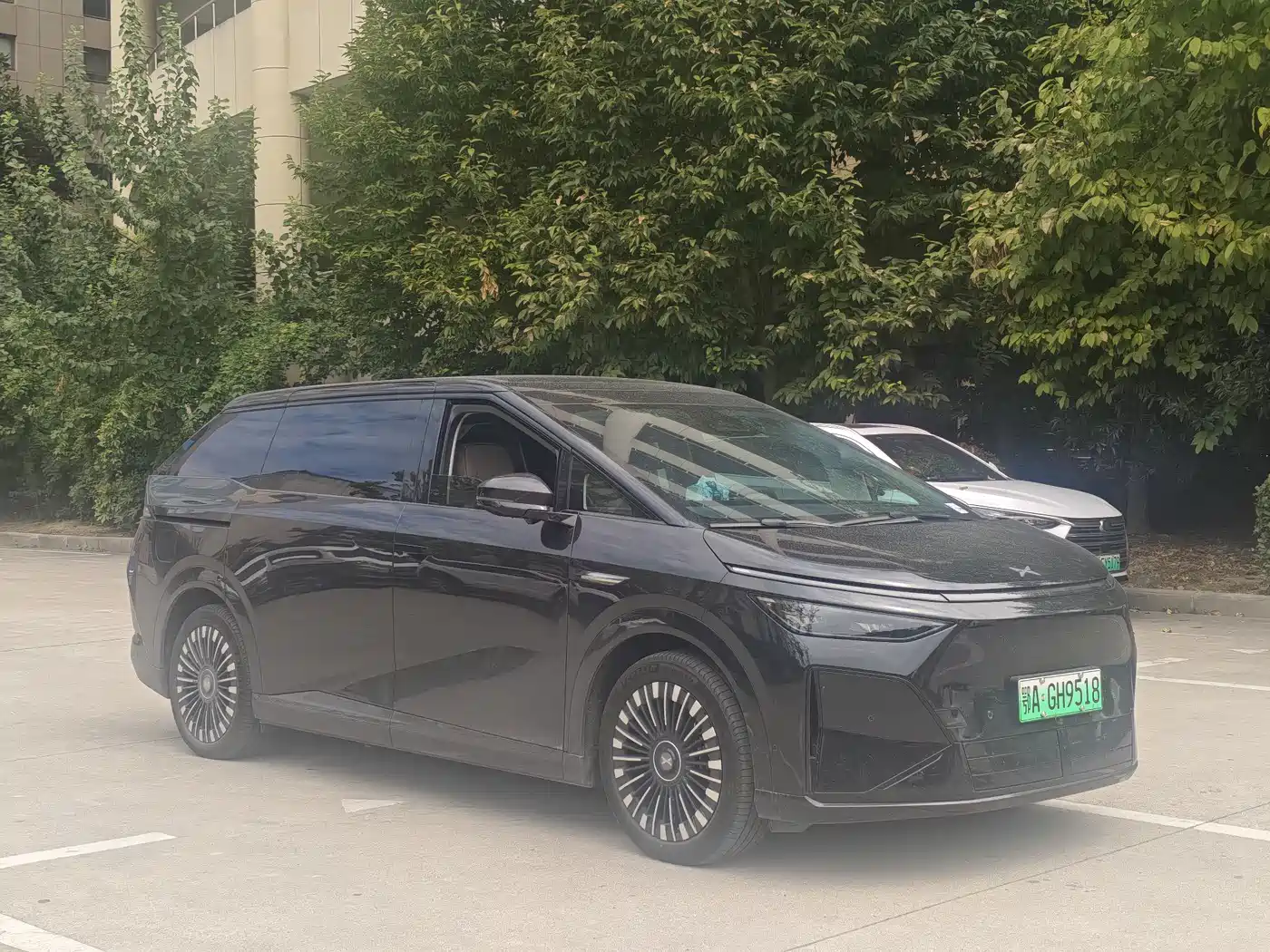 2026 XPeng X9