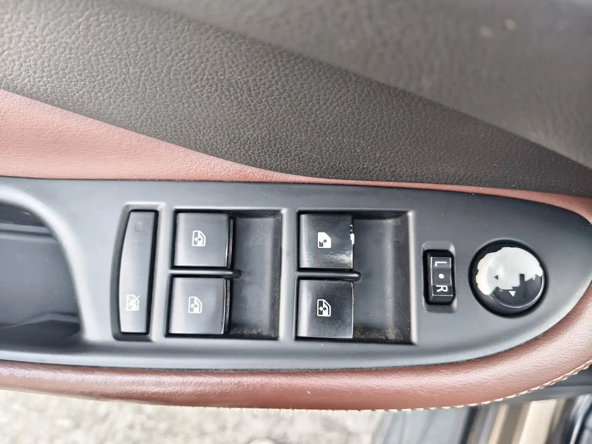 Фото 16 - Buick Envision Plus