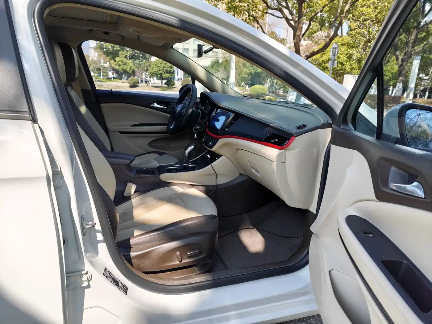 Buick Verano 2015 Sedan 15S Automatic Leading фото 17