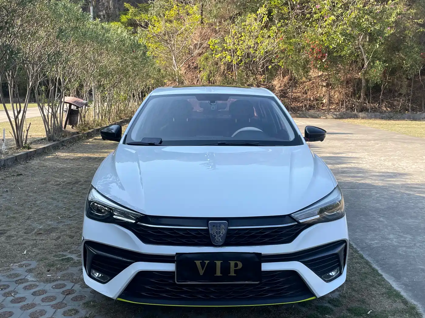 ROEWE I5
