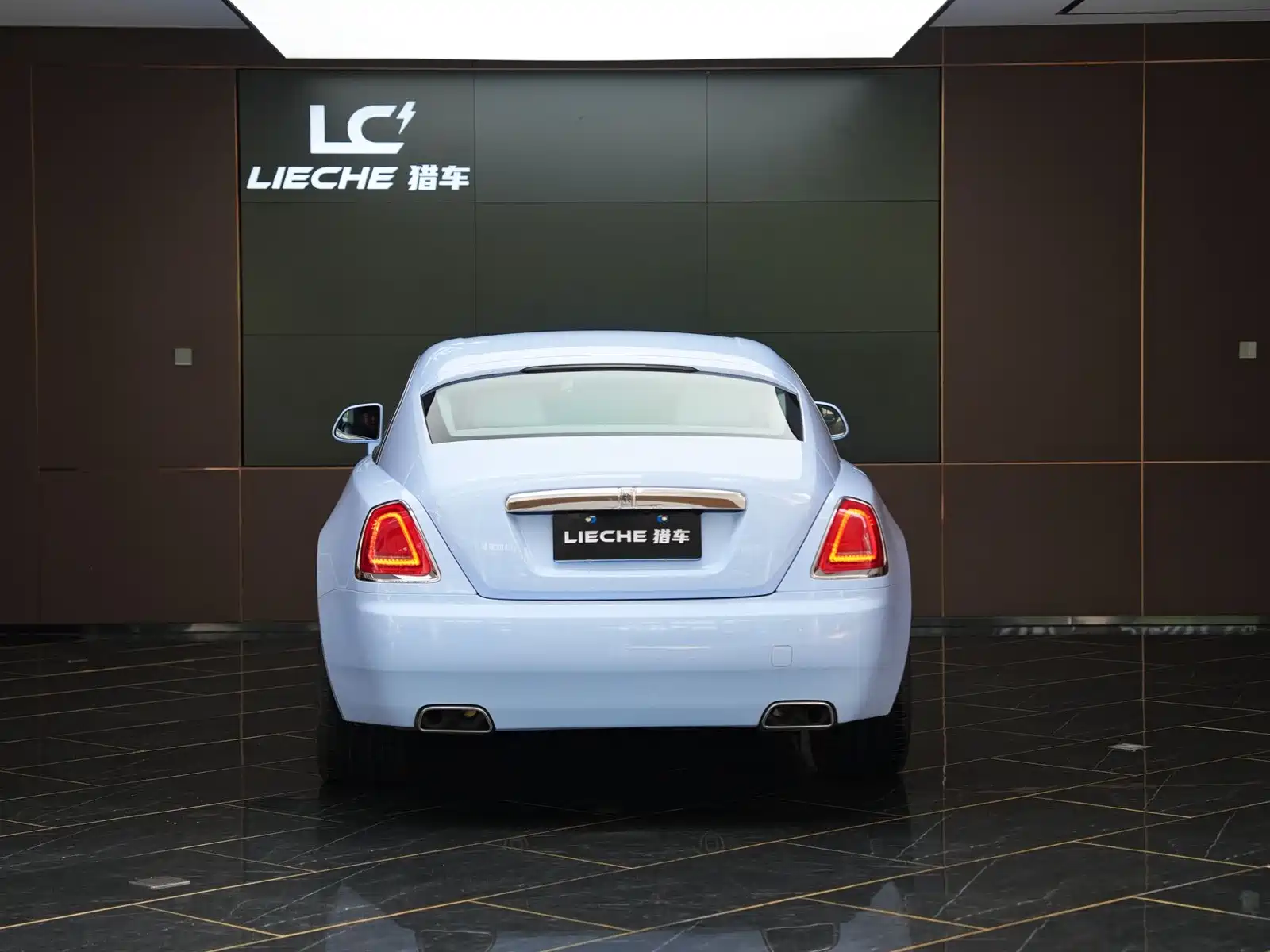 Фото 21 - Rolls-Royce Wraith